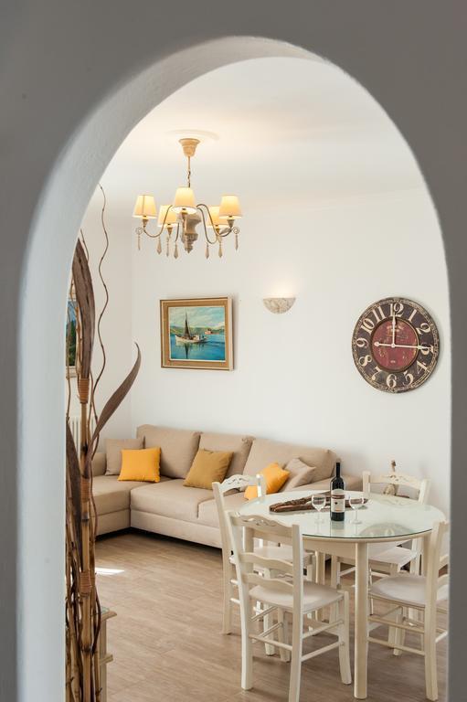 Panos Apartment Naousa 外观 照片
